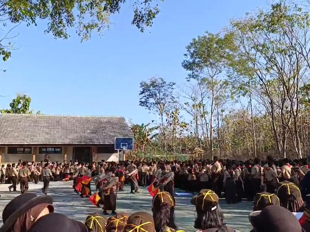 Pohon Tumbang Saat Upacara Hari Pramuka di Wonogiri, 19 Siswa Luka